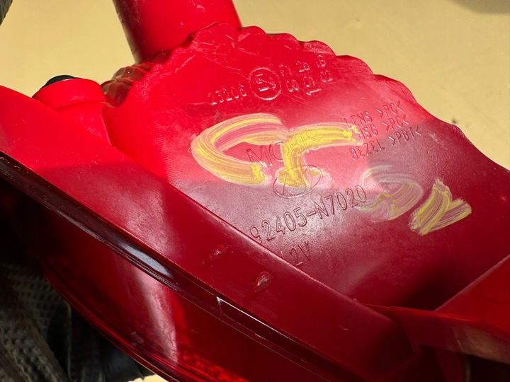 фото №15, Hyundai tucson 4 iv 20r- лампа протитуманна лівий зад ліва задня