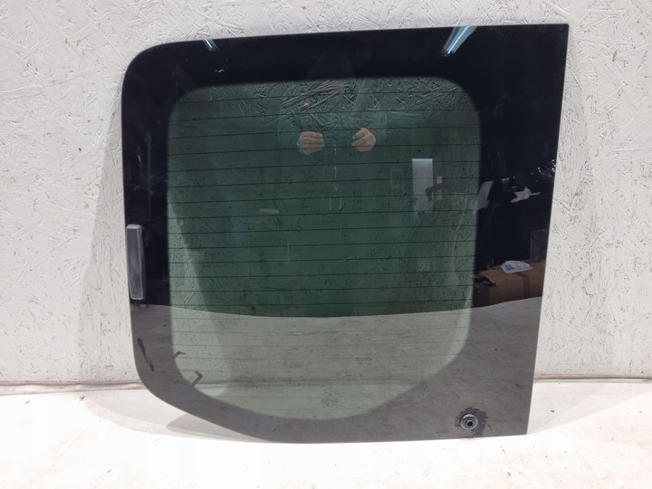 фото №1, Стекло зад левая с подогревом тёмное mercedes sprinter w907 2018