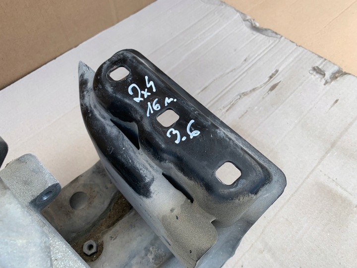 фото №6, Лапи підтримка коробки коробки передач dodge durango 3.6 2x4