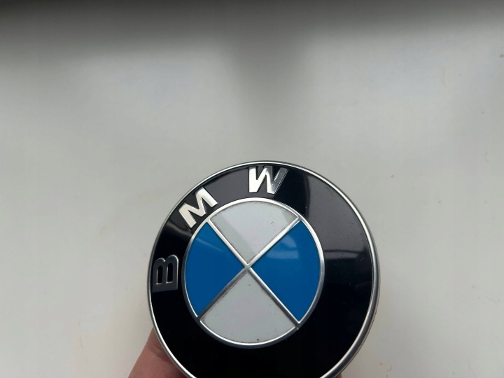 фото №5, Bmw seria 5 f10 f11 seria 6 f12 f13 емблема бампера перед 82mm оригінал