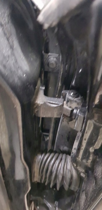 фото №3, Петля дверь перед зад passat b5 skoda superb 9910