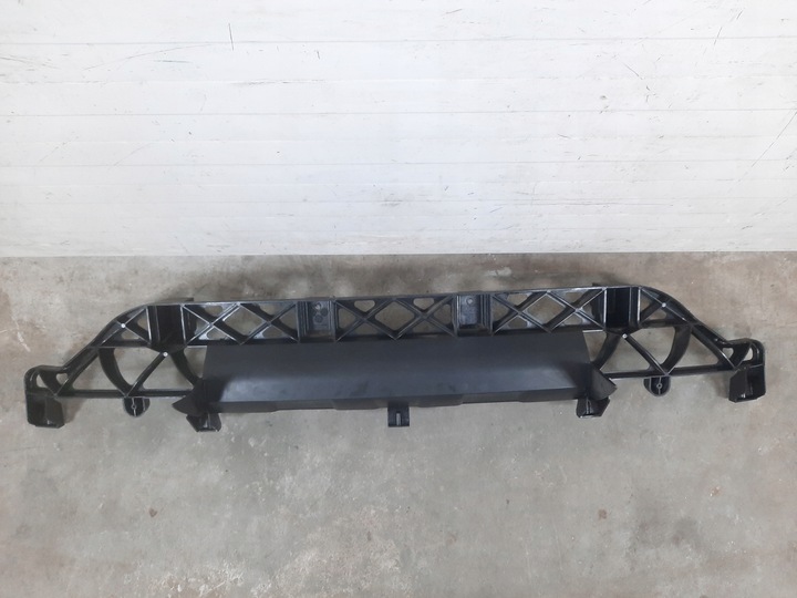 фото №1, Ползун средний бампера зад audi q7 4l 4l0807329