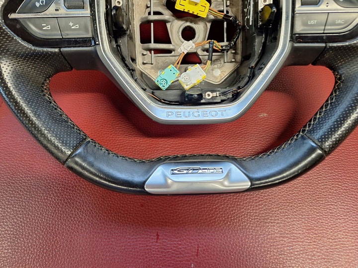 фото №12, Peugeot 3008 5008 ii 2 gt line 2017- руль мультифункция кожаный