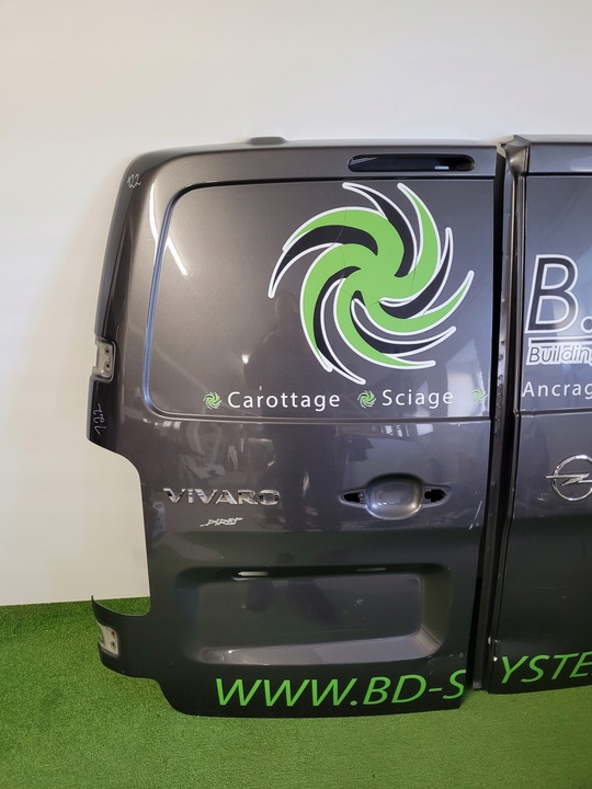 фото №2, Opel vivaro c jumpy expert proace дверь левая задние левый зад skrzydełko