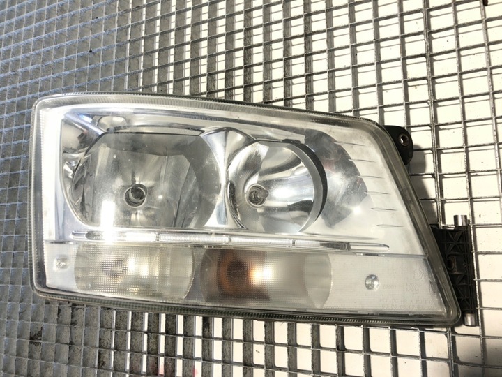 фото №1, Фара правые перед man tgx i 81251016688 лампа