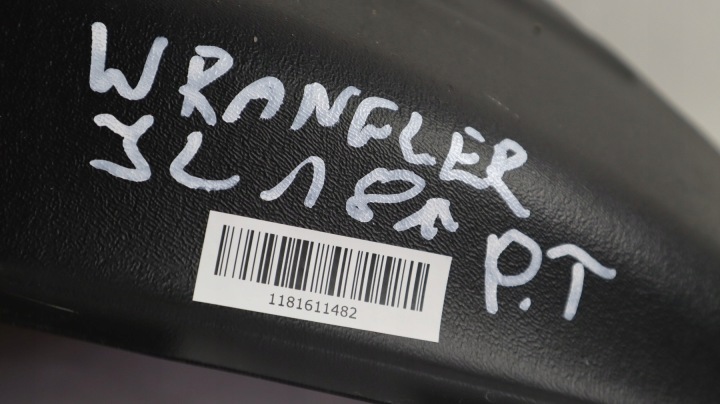 фото №8, Jeep wrangler jl 18- подкрылок правое зад 68411968aa