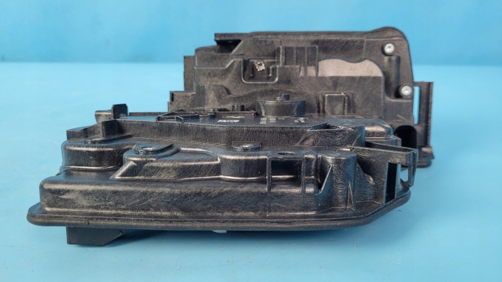 фото №6, Bmw x3 g01 lci sdrive30i 23r замок двері праві перед 9492094
