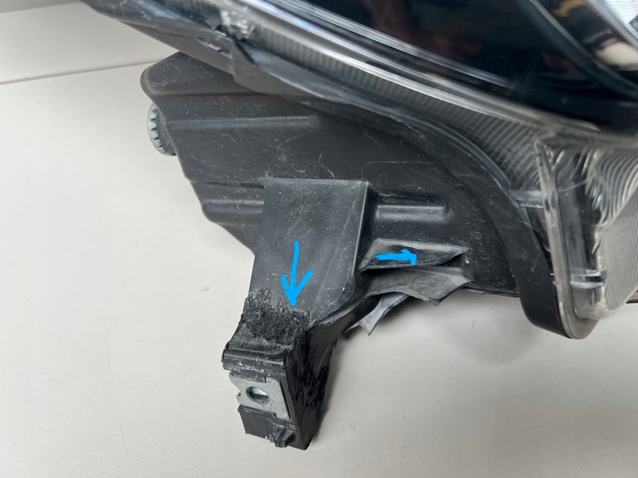 фото №8, Лампа передняя правая nissan micra k14 обычная led