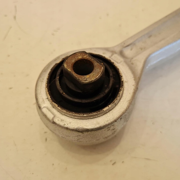 фото №8, Audi a4 b5 a6 c5 vw passat b5 важіль підвішування нижній hart 201309