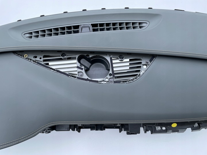 фото №5, Панель раздаточная кожа 4h1857001c bey marmorgrau / messing audi a8 d4 4h