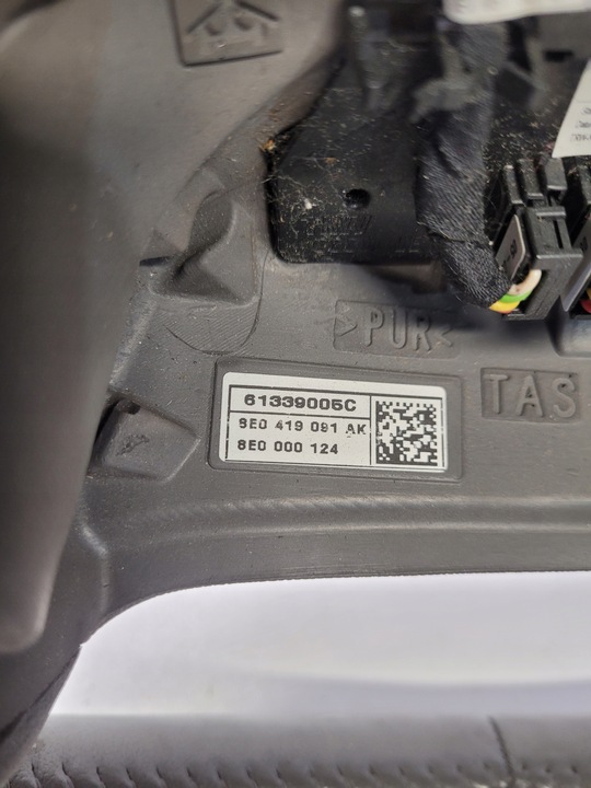 фото №9, Руль audi a3 8p a4 b7 a6 c6 8e0419091ak