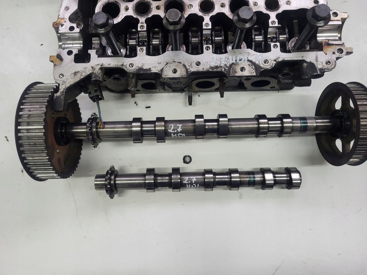 фото №7, Головка валы citroen c5 iii peugeot 407 2.7 hdi 4r8q-6c064-ag