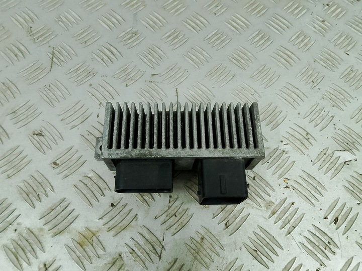 фото №1, Renault master iii megane iii реле свечей накаливания 8200558438-a