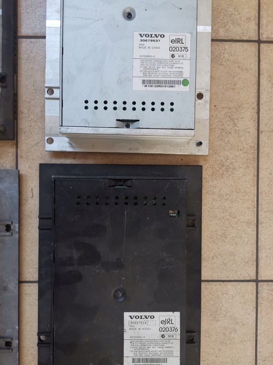 фото №8, Volvo v50 s40 c30 c70 усилитель аудио радио