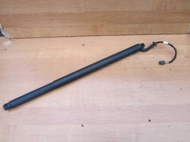 фото №14, Skoda superb iii амортизатор кришки зад телескоп праві 3v9827852b