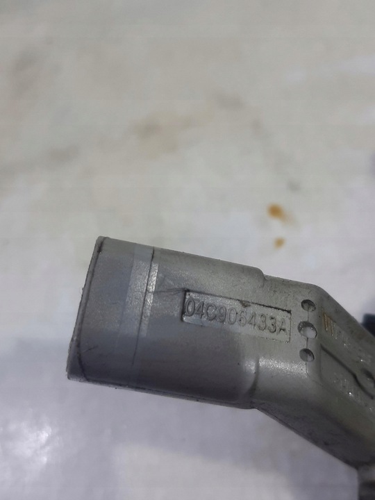 фото №10, Захист ущільнювач вала 04c103173h vw audi 1.5tsi