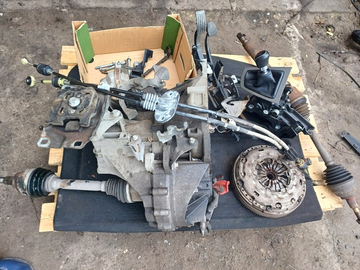 фото №4, Прокладка з автомат 2.0 tdci na механическая коробка передач c-max mk2 grand c-max