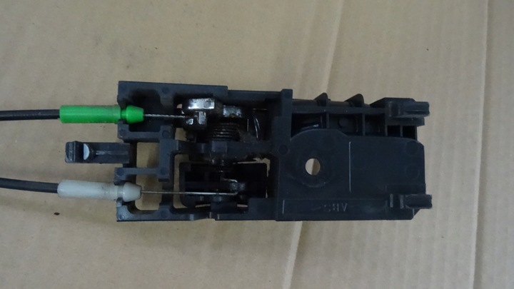 фото №7, Corolla verso 1 замок дверь левый перед ручка 6pin