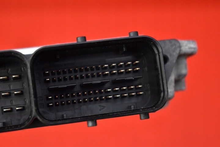 фото №8, Блок керування комп'ютер двигуна 0281014060 03g906021pl vw golf v 1.9 tdi 90 km