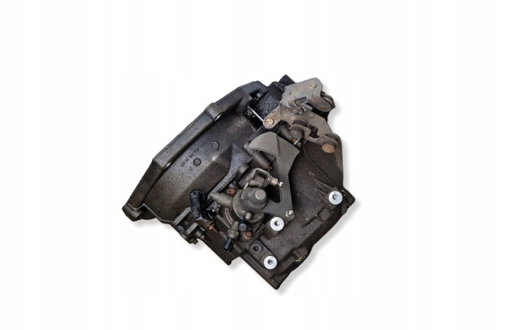 фото №7, Механическая 6 передача кпп кпп / коробка передач saab 9-3 93 oem номер 1.8t 2.0t 2.0t aero 55354727