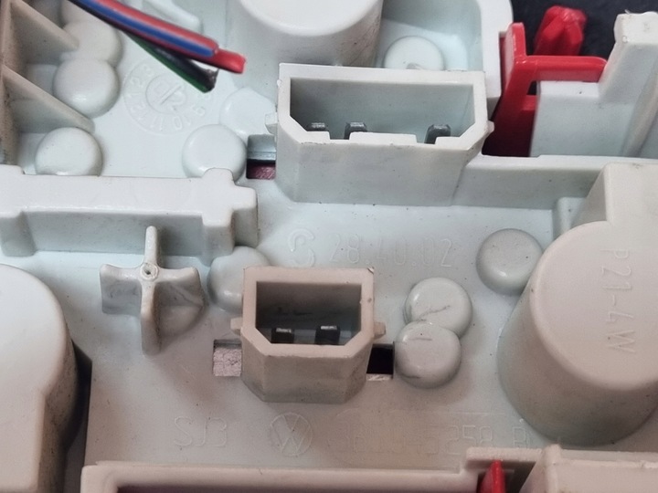 фото №11, Passat b5 рестайлинг sedan лампа зад задняя правая 3b5945096ae