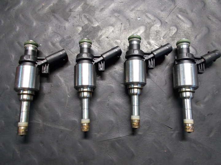 фото №1, Інжектор skoda superb 2.0tsi