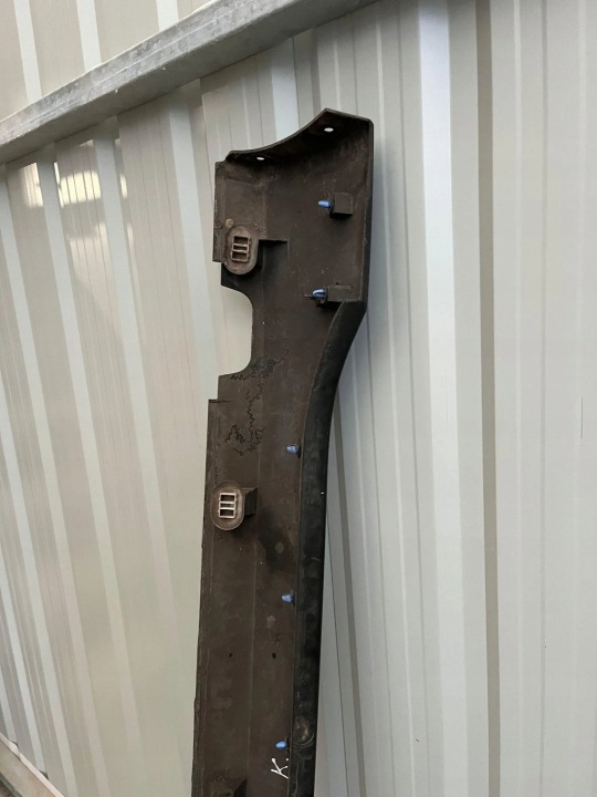 фото №9, Накладка пороговая левая peugeot 2008 ii 96781716xt 1.2l бензин 96kw 2017