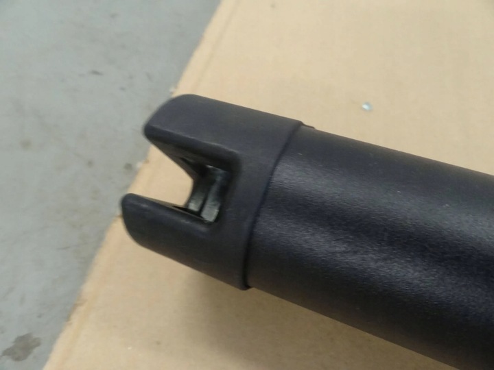 фото №13, Audi a4 b8 2009 универсал ролета багажника зад задняя 8k986355394h