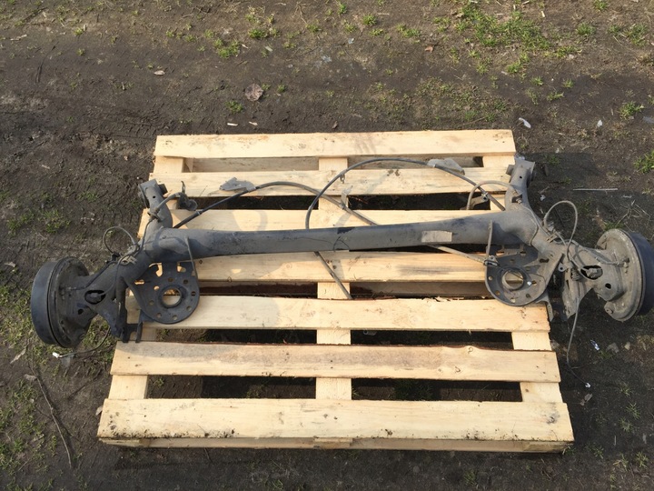 фото №1, Балка вісь задня підвішування зад toyota yaris ii iii комплектна - барабани