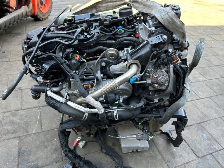 фото №11, Двигатель комплектный ford fiesta mk8 kuga focus 1.5 tdci xujm