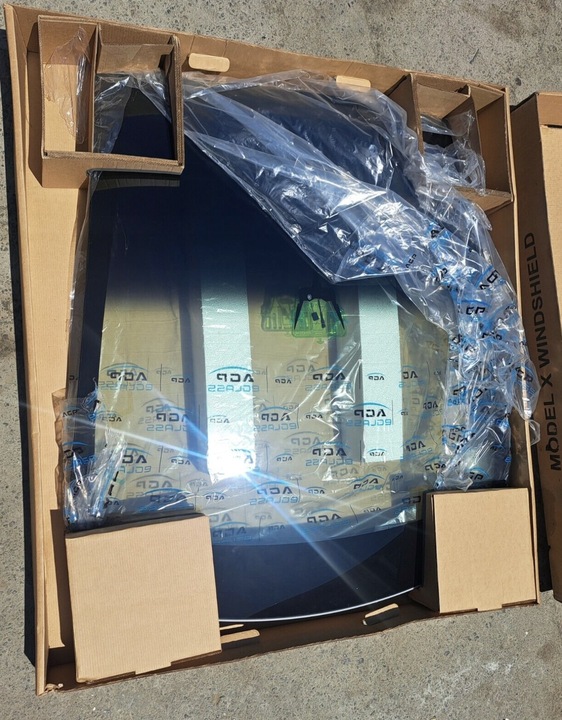 фото №1, Tesla x скло лобове перед нова 1582503-00-d 2022