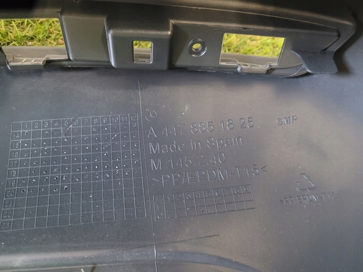 фото №8, Mercedes vito a447 w447 бампер зад задній bez pdc