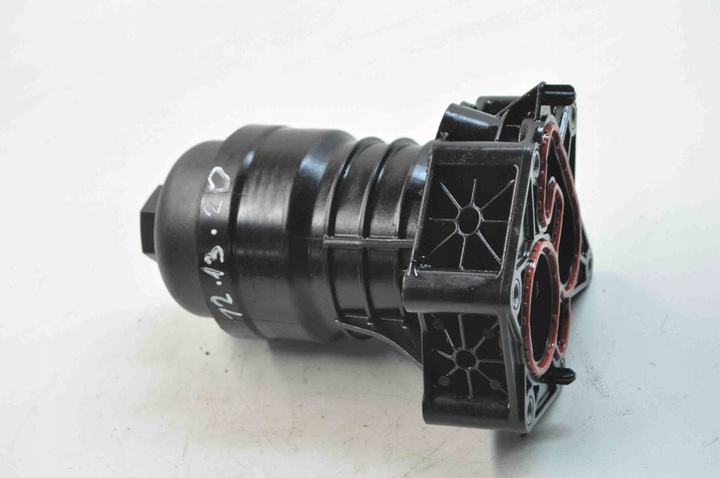 фото №1, Крышка фильтра масла vw touareg 7p5 06m115401f 11504899 3.0l 235kw 2017