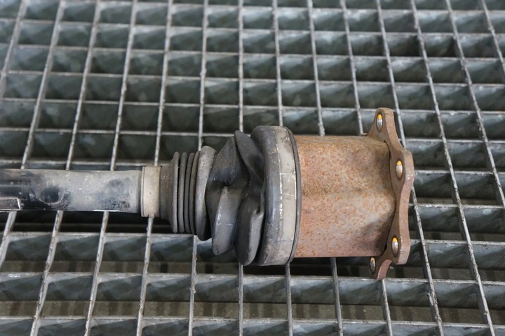 фото №6, Піввісь лівий перед передня vw passat cc рестайлінг 2.0 tdi 1k0407271nt