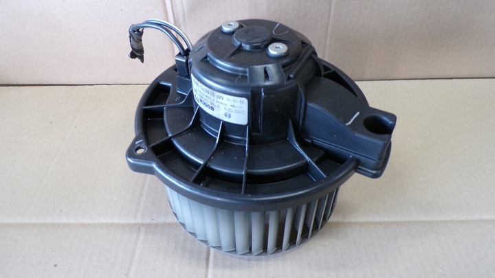 фото №3, Corolla e12 повітродувка повітропровід mf0160700610