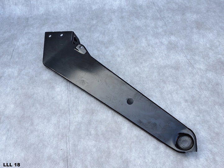 фото №1, Кронштейн ремня перед левый vw passat b8 3g0806929