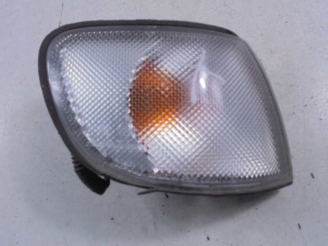 фото №14, Nissan sunny n14 поворотник левый правое 3d hb 3305
