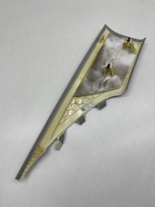 фото №7, Audi a6 c7 sedan захист обшивка стійка стеля оббивка зад права