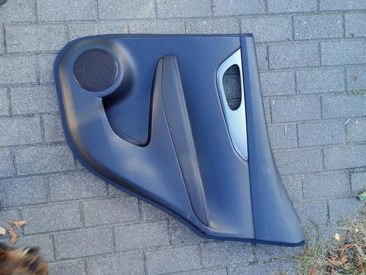 фото №1, Оббивка боковина двері праві зад nissan qashqai j11 829224ea1a