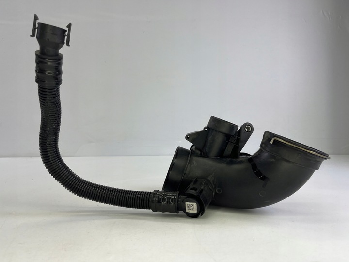 фото №5, Труба впуск воздуховод резонатор воздуха 3.0d bmw g30 g31 8571705