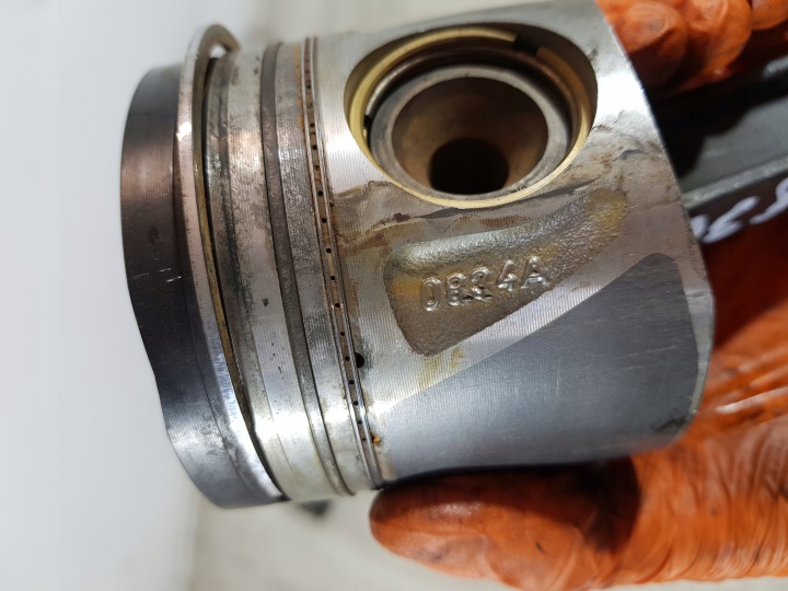 фото №9, Поршень шатун a6510302517 0834a mercedes gla cla a klasa 2.2 cdi 651930