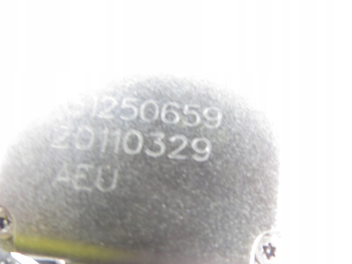 фото №7, Застібка ременя праві зад volvo v60 31250658 31250659