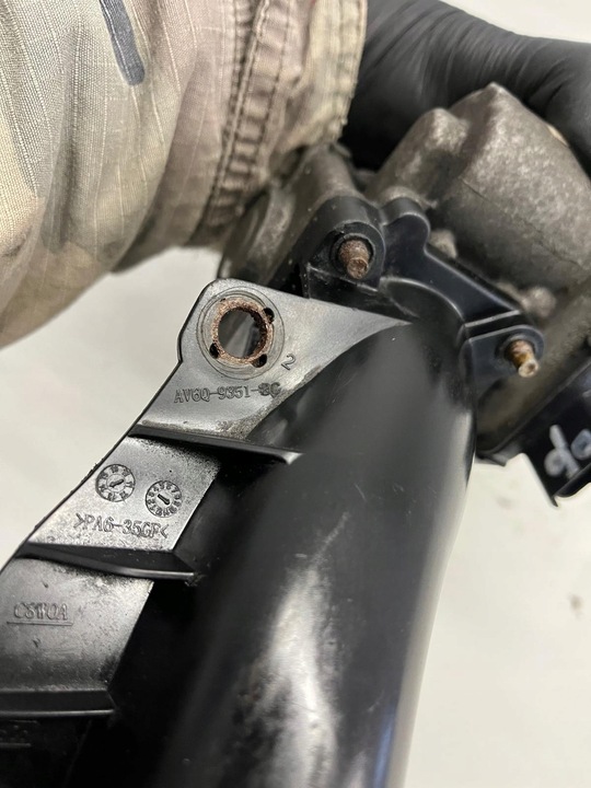 фото №6, Шланг інтеркулер дросельна заслінка 1.6 tdci ford c-max ii av6q9351bc