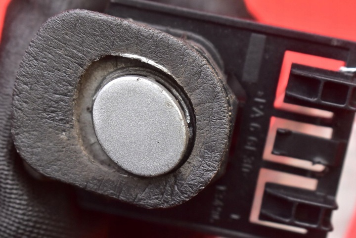 фото №9, Ручка кнопка крышки зад 9632343580 peugeot 607 1 i sedan 00-04