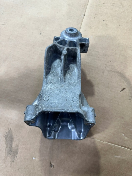 фото №7, Лапи двигателя правая mercedes s класс w222 s300 гибрид om651 2.2