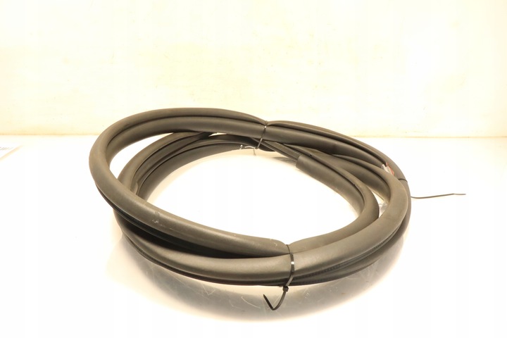 фото №4, Прокладка двері ліва задня lexus lbx