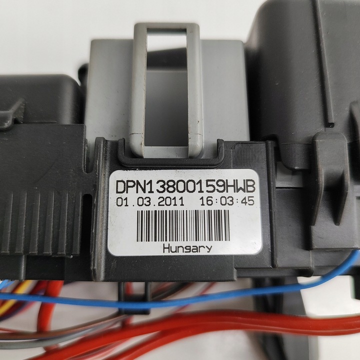 фото №9, Volvo v70 2011 коробка предохранителей / комплект