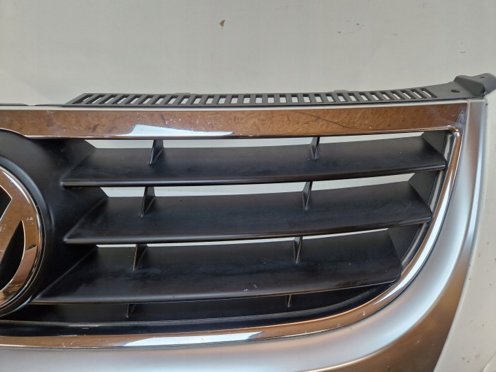 фото №6, Vw touran 1t0 рестайлінг бампер передній перед решітка решітка 1t0807221