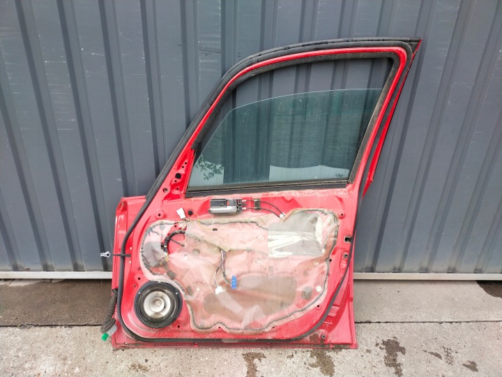 фото №11, Двері suzuki sx4 fiat sedici 2006-2014r. праве передні червоний
