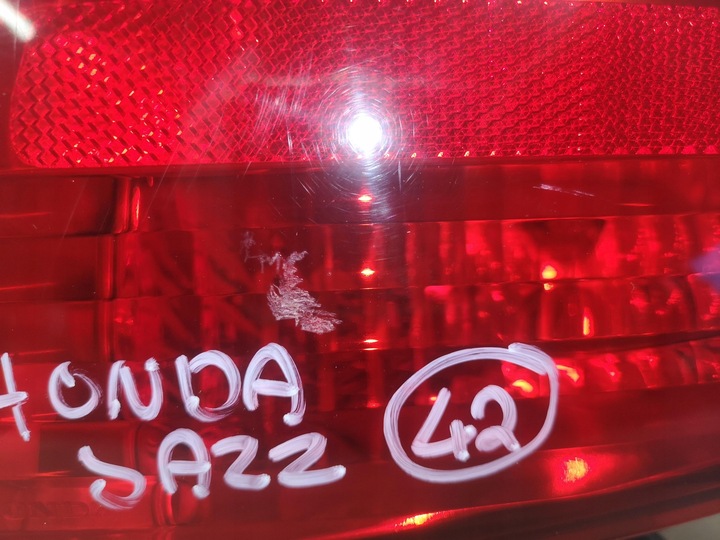 фото №6, Лампа правая задняя w крыло honda jazz ii 02-08